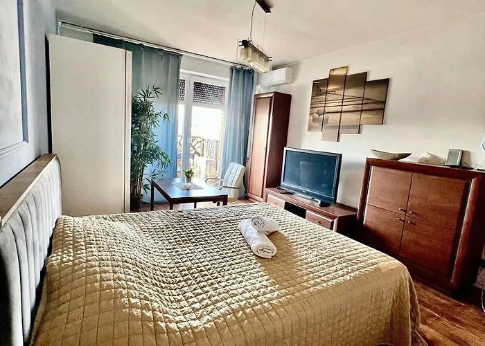 Intelliparts J Apartment